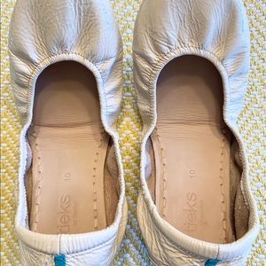 Biscotti Patent Tieks